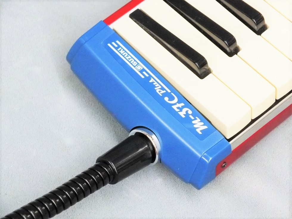 SUZUKI M-37C plus [メロディオン/アルト37鍵] - 谷口楽器