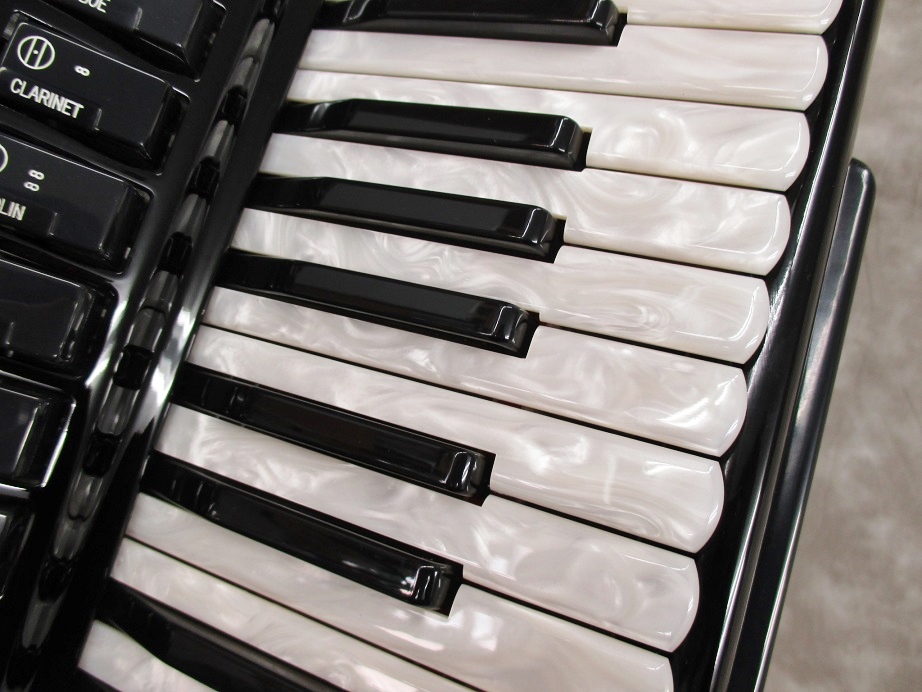 EXCELSIOR Model:220 【アコーディオン】 - 谷口楽器