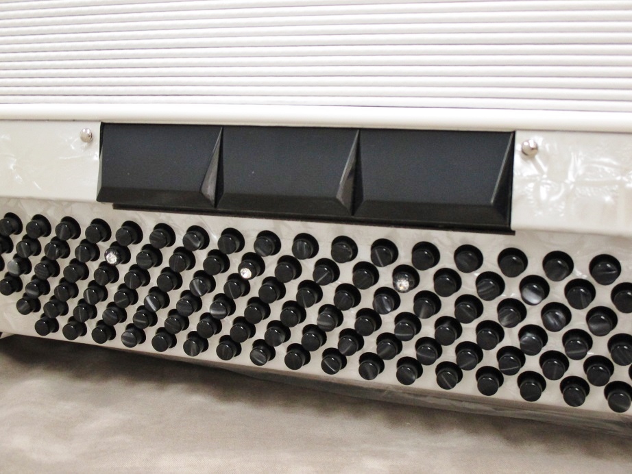 EXCELSIOR Model:308 [White] 【アコーディオン】 - 谷口楽器