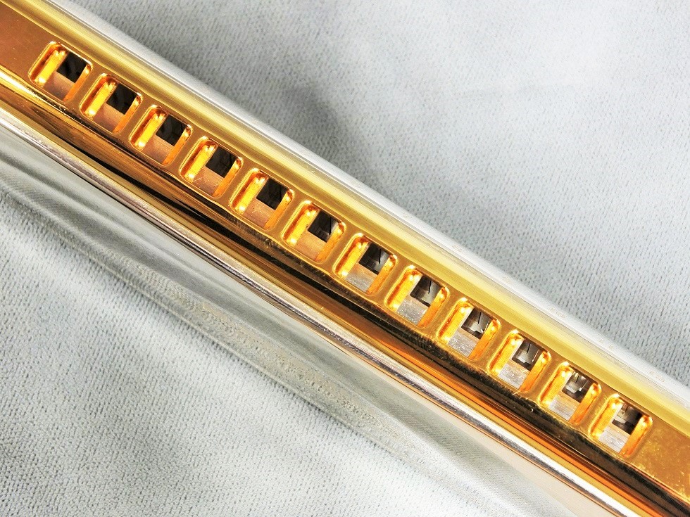SUZUKI FABULOUS F-48SQ 【クロマチックハーモニカ】 - 谷口楽器