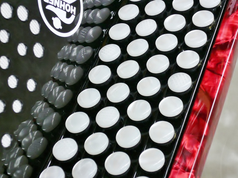 HOHNER NOVA II/60A 【アコーディオン】 - 谷口楽器