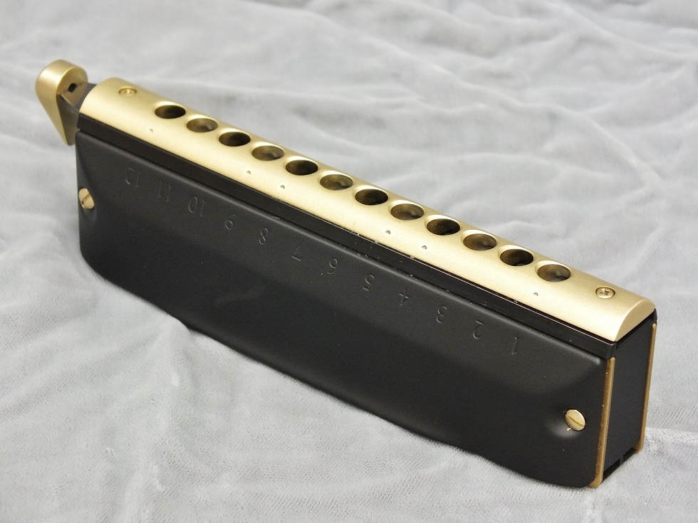 TOMBO μ-01 【クロマチックハーモニカ】 - 谷口楽器