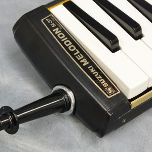 SUZUKI M-37C [メロディオン/アルト37鍵] - 谷口楽器