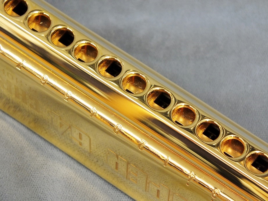 限定再生産】HOHNER Super 64 Gold 【クロマチックハーモニカ】 - 谷口楽器
