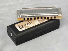 SUZUKI MANJI（Low-Key） 【10ホールズ(ブルースハープ)】 - 谷口楽器