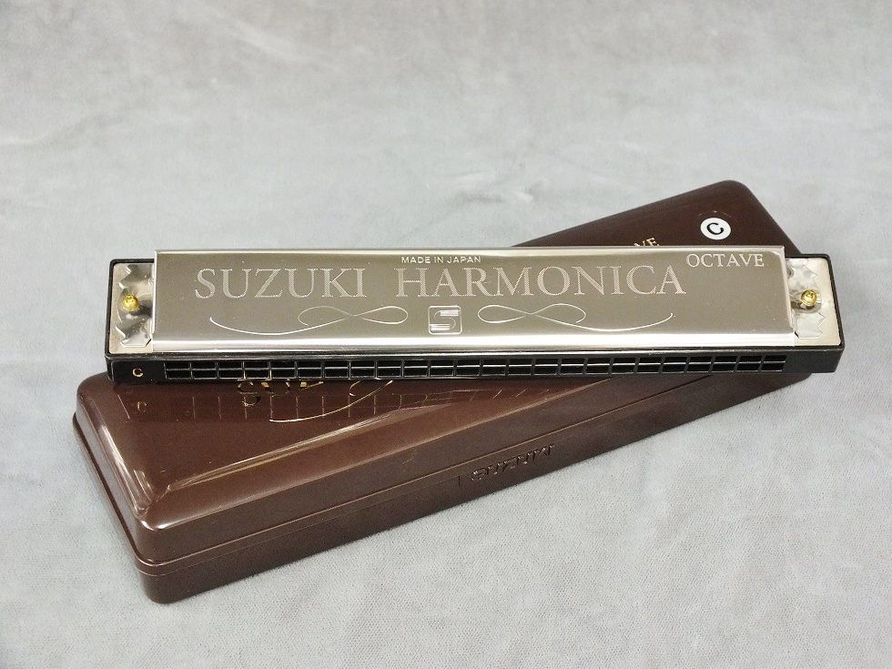 SUZUKI SU-24 Octave 【複音ハーモニカ】 - 谷口楽器
