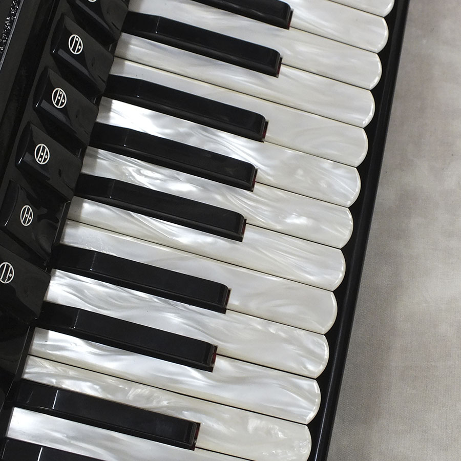USED】 VICTORIA スーパーミュゼット - 谷口楽器